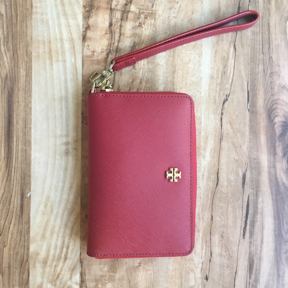 Tory Burch wristlet
